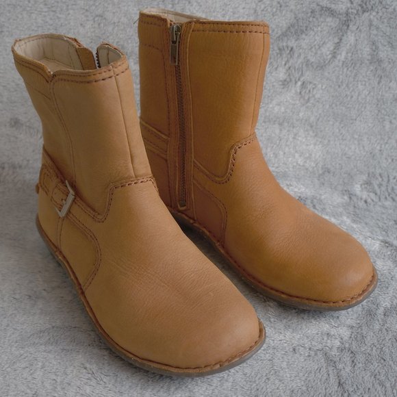 UGG - CEDRA SIDE ZIPPERED BOOTS  "NEW" - Picture 3 of 6